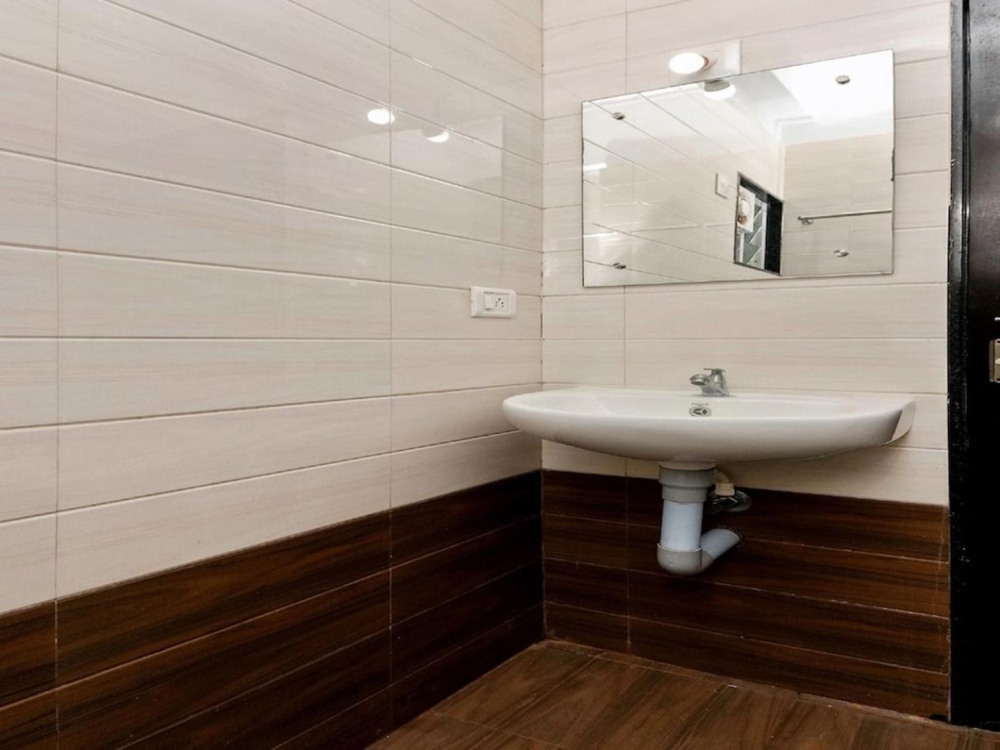 Hotel Samruddhi Lodging,Mangaluru Mulki المظهر الخارجي الصورة